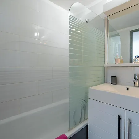 Charmante Petite Maison Au Calme Apartment Villeneuve-Loubet